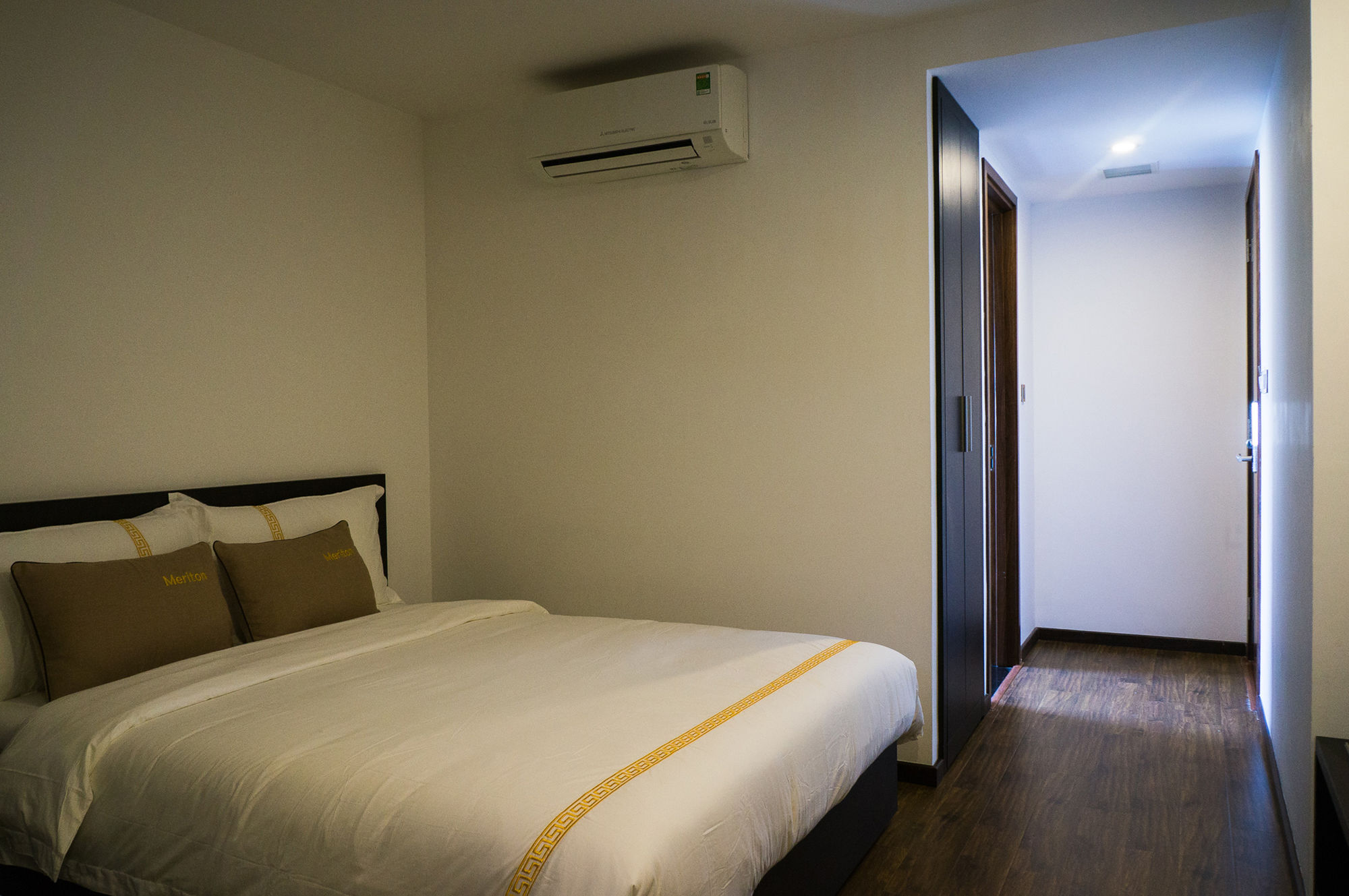 Meriton Hotel